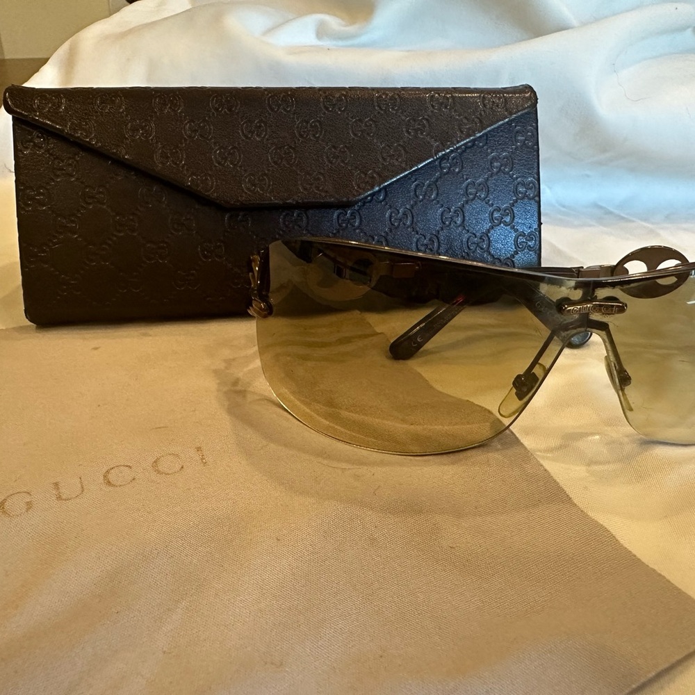 Gucci Frameless Sunglasses